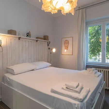 Apartament Renovated Flat Medeghino 24