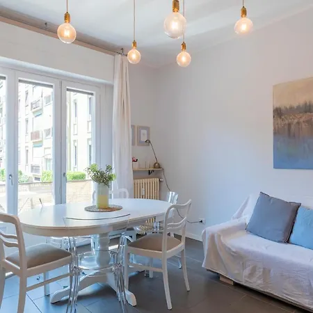 Renovated Flat Medeghino 24